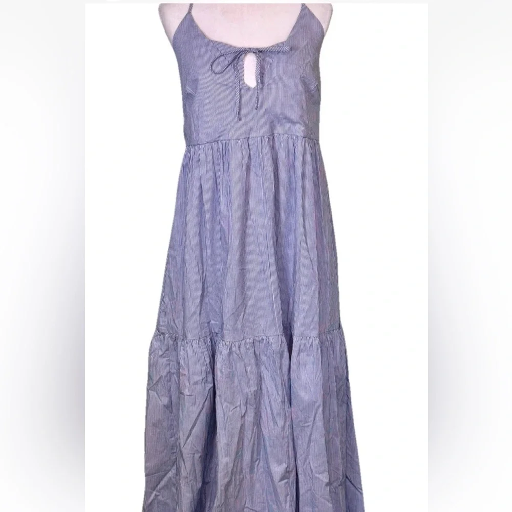 Forever 21 Blue White Striped Seersucker Tiered Open Back Maxi Dress Sz Large - Picture 6 of 10